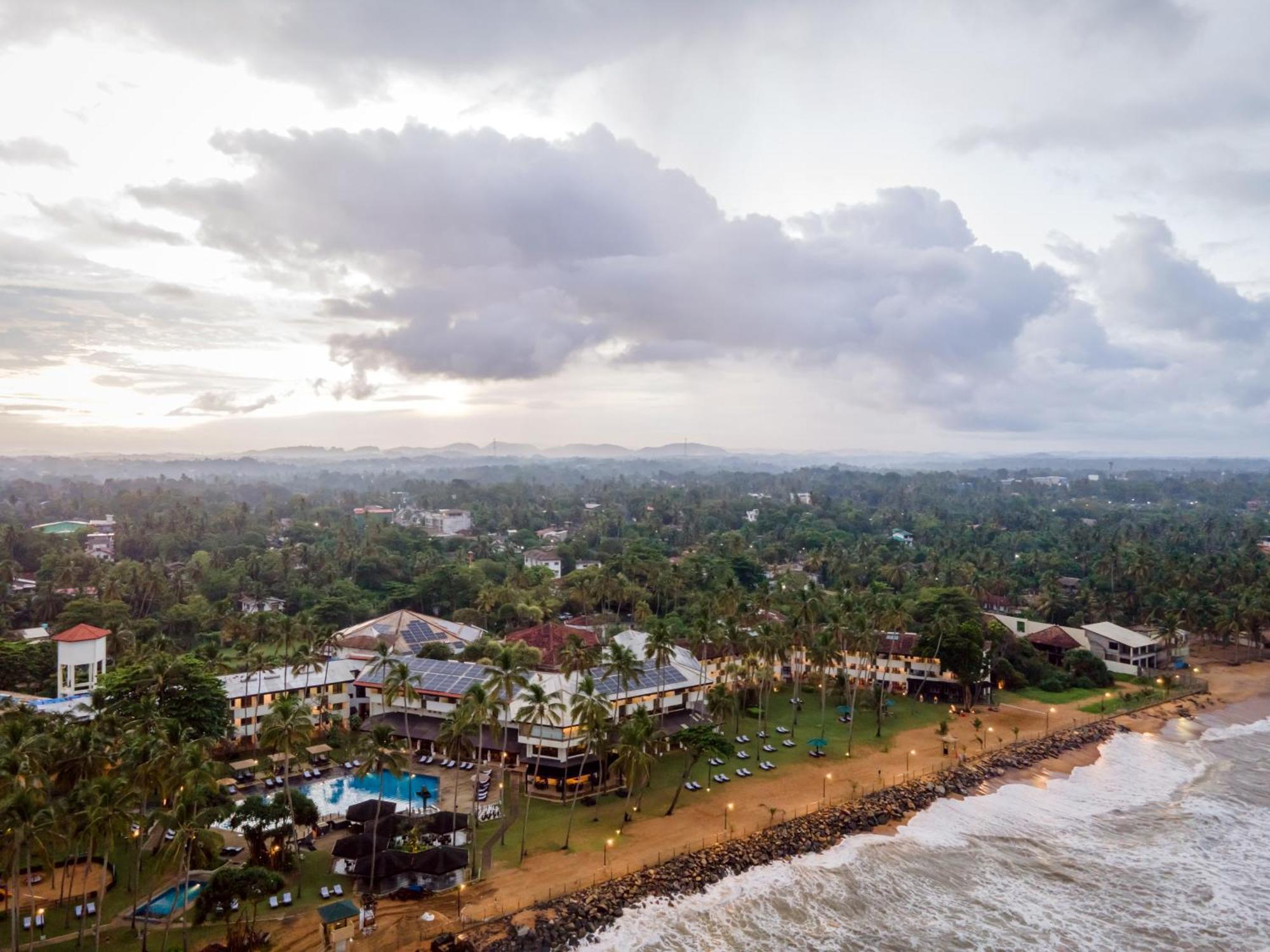 Tangerine Beach Hotel Kalutara Eksteriør billede